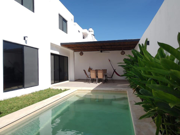 Casa en Venta en Montes de Ame - HERMOSA CASA EN VENTA MERIDA