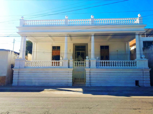 Casa en Venta en Progreso - HERMOSA PROPIEDAD EN VENTA MERIDA PROGRESO (AVC-2310)