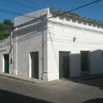 Casa en Venta-Renta en Ciudad del Carmen Centro - LINDA CASA EN ESQUINA A USO COMERCIAL EN VENTA/RENTA CIUDAD DEL CARMEN (IVC-2438)
