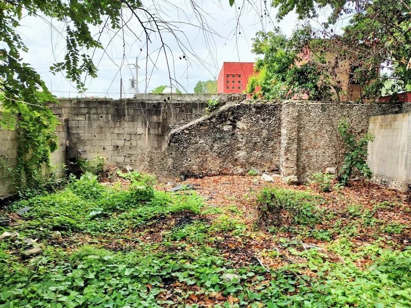 AMPLIO TERRENO EN VENTA BOJORQUEZ MERIDA CENTRO