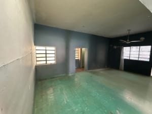 CASA EN VENTA 2 RECAMARAS PARA REMODELAR CENTRO MERIDA CERCA ERMITA (AVC-2549)