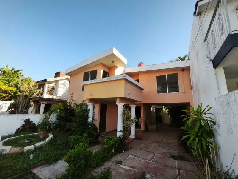 LINDA CASA EN VENTA EN LA GARCIA GINERES