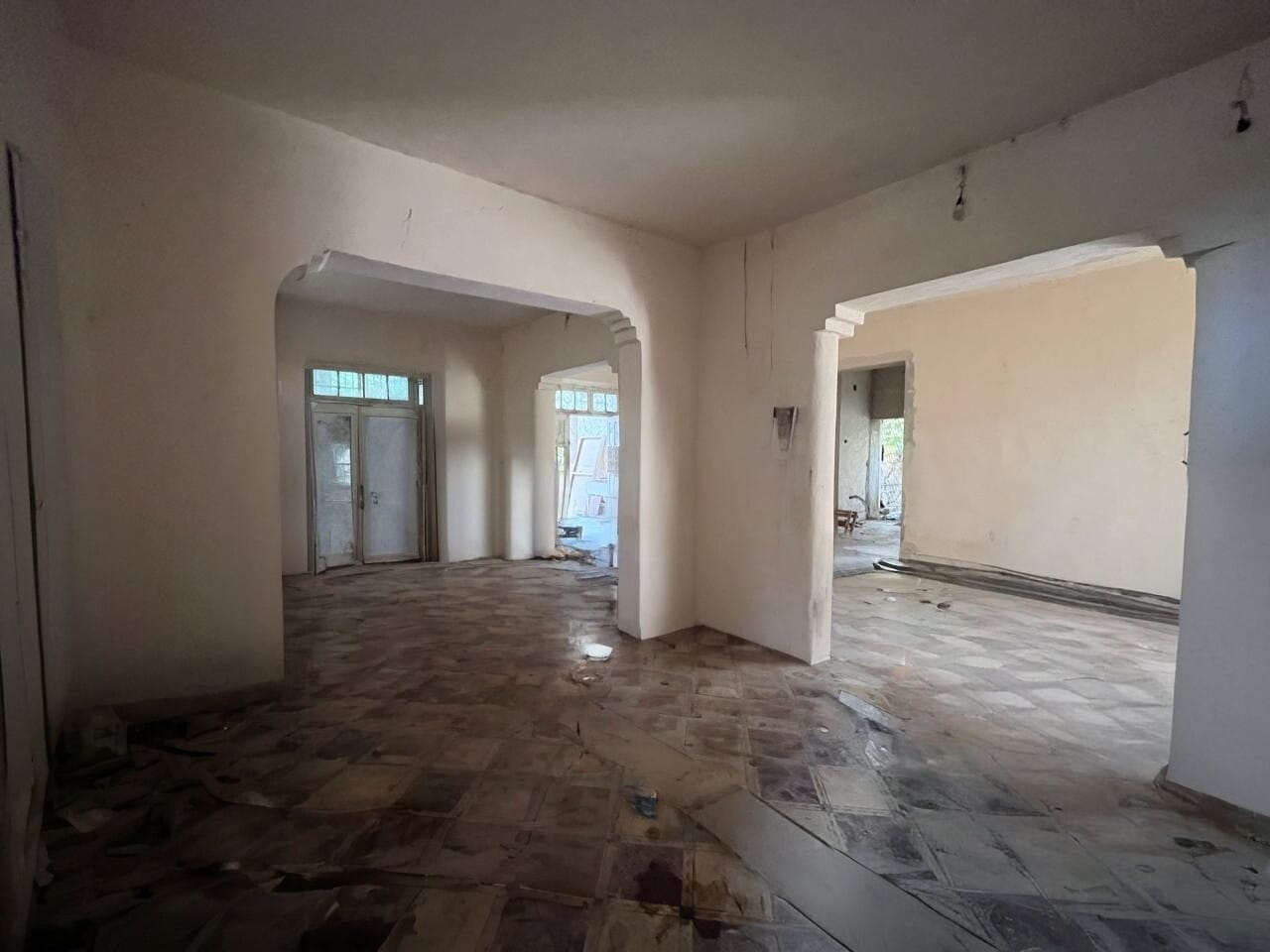 0e805efd-8652-423f-bf8f-a02388ef09da